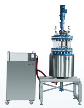 CR160 160 Litre glass and glass-lined steel ChemReactor and heater/chiller